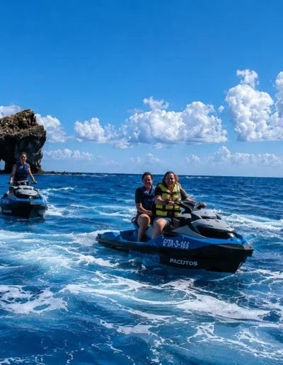 Motos de agua disponibles para alquiler en La Manga